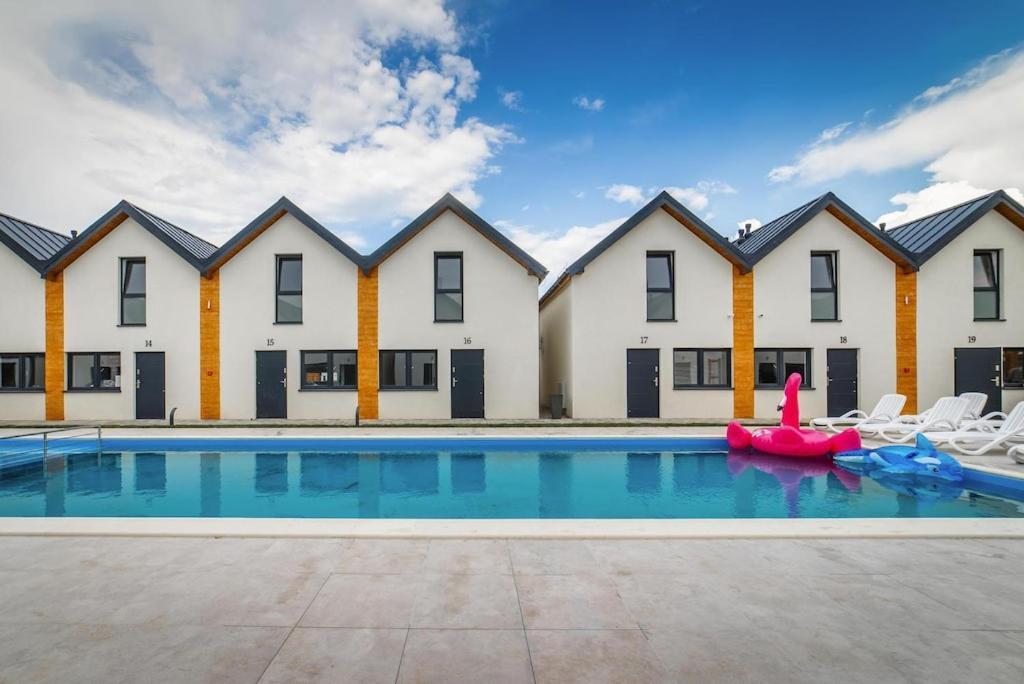 Holiday Complex With Pool, Rewal Zewnętrze zdjęcie